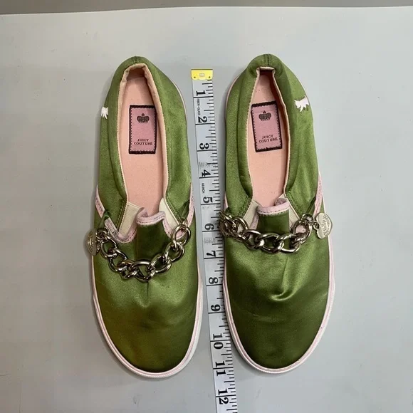 Juicy Couture green satin w/pink trim slip on shoe - Picture 11 of 11